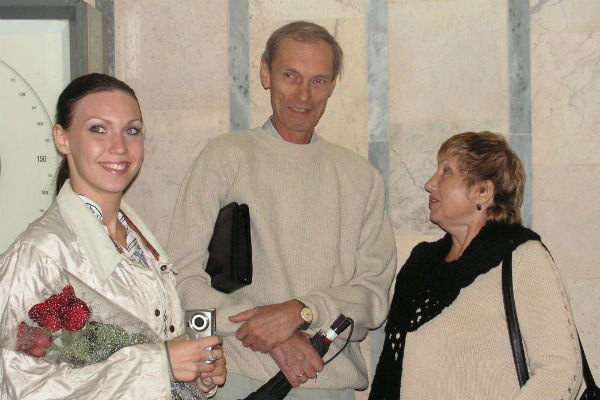 Семья Николая Янковского потеряла связь со знаменитой родней Семья Николая Янковского потеряла связь со знаменитой родней