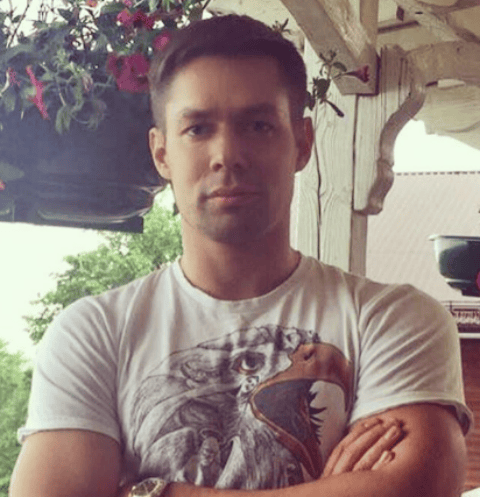 Стас Пьеха уточнил, что сына он не бросал Стас Пьеха уточнил, что сына он не бросал