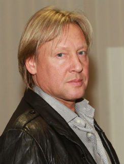 Дмитрий Харатьян Дмитрий Харатьян