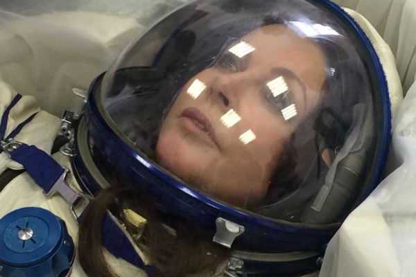 О полете в космос Сара мечтала с самого детства О полете в космос Сара мечтала с самого детства