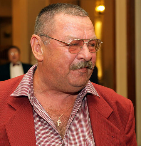 Сергей Касторский написал песни многим исполнителям российской эстрады Сергей Касторский написал песни многим исполнителям российской эстрады