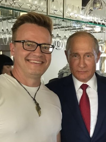 Предложение Войтенко и его команде выступить на свадьбе поступило из Кремля Предложение Войтенко и его команде выступить на свадьбе поступило из Кремля