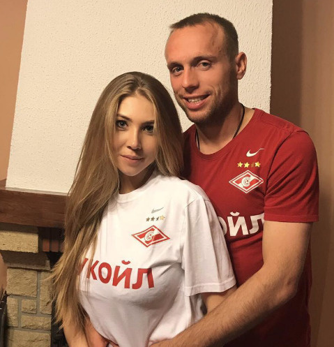 Дарья и Денис Глушаковы Дарья и Денис Глушаковы