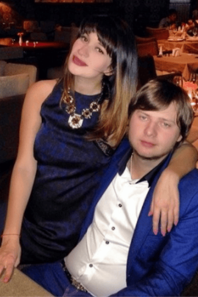 Елена Бушина удачно вышла замуж за бизнесмена Дмитрия Железняка Елена Бушина удачно вышла замуж за бизнесмена Дмитрия Железняка