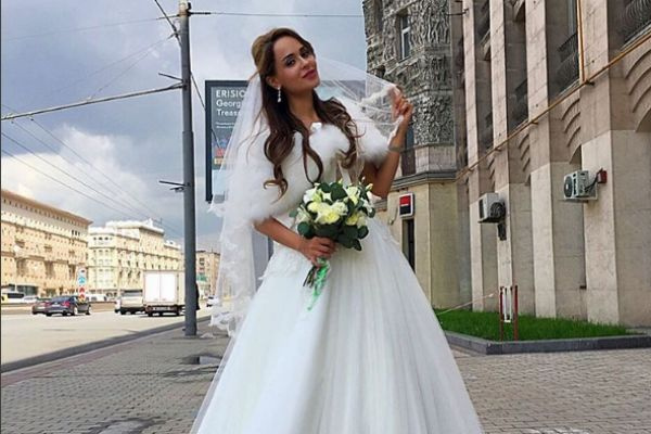 Анна до последнего момента не верила, что Прохор не женится на ней Анна до последнего момента не верила, что Прохор не женится на ней