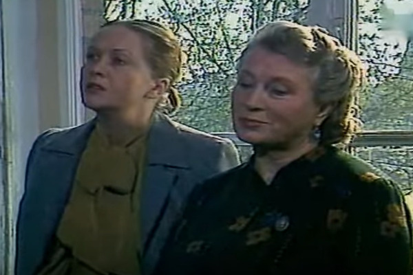 Наталья Гундарева и Любовь Соколова Наталья Гундарева и Любовь Соколова