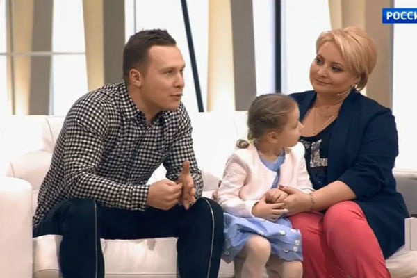 Актриса стала мамой в 40 лет. Актриса стала мамой в 40 лет.