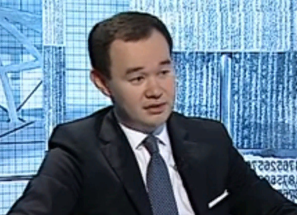 Денис Пак намерен наказать футболистов по всей строгости закона Денис Пак намерен наказать футболистов по всей строгости закона