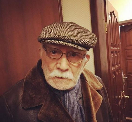 Армен Джигарханян заявил, что настроен серьезно Армен Джигарханян заявил, что настроен серьезно