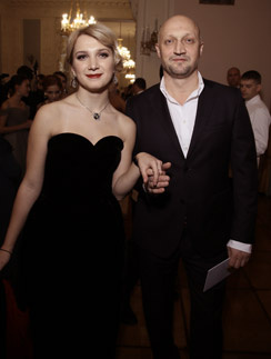 Полина Куценко  не может заснуть  в сессию и  &laquo;засматривает&raquo;  стресс сериалами