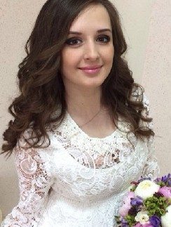 Рита Агибалова в свадебном платье Рита Агибалова в свадебном платье