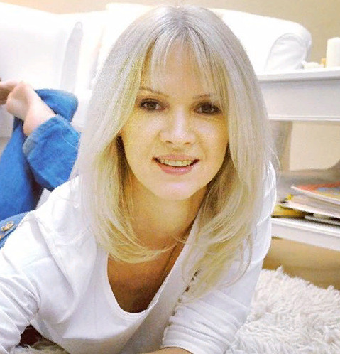 Елена Серова переживает за дочь Елена Серова переживает за дочь