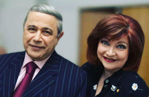 Евгений Петросян и Елена Степаненко прожили в официальном браке 30 лет Евгений Петросян и Елена Степаненко прожили в официальном браке 30 лет