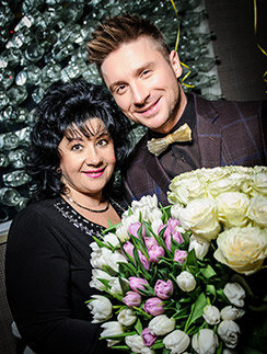 Сергей Лазарев с мамой Сергей Лазарев с мамой