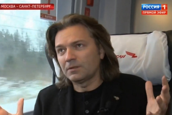 Дмитрий Маликов корит себя за то, что сообщил новость раньше семьи Хворостовского Дмитрий Маликов корит себя за то, что сообщил новость раньше семьи Хворостовского