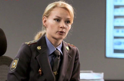 В сериале Ходченкова играет сексуальную полицейскую В сериале Ходченкова играет сексуальную полицейскую