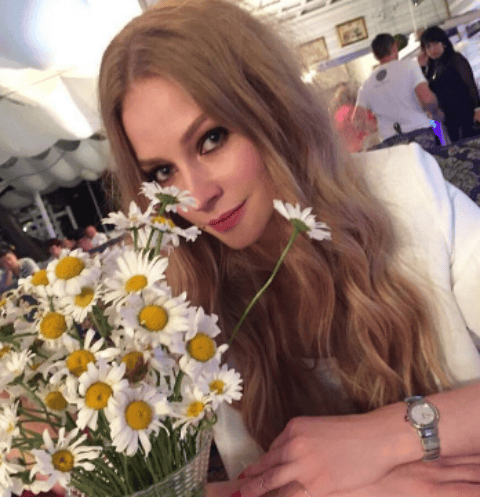 Светлана Ходченкова снимается в новом сериале Светлана Ходченкова снимается в новом сериале