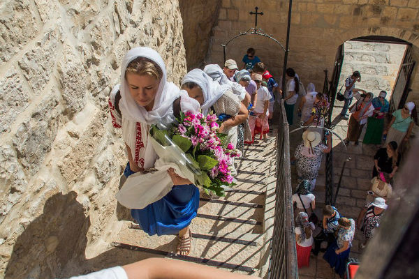 Маргарита Буряк активно занимается делами благотворительного фонда Маргарита Буряк активно занимается делами благотворительного фонда