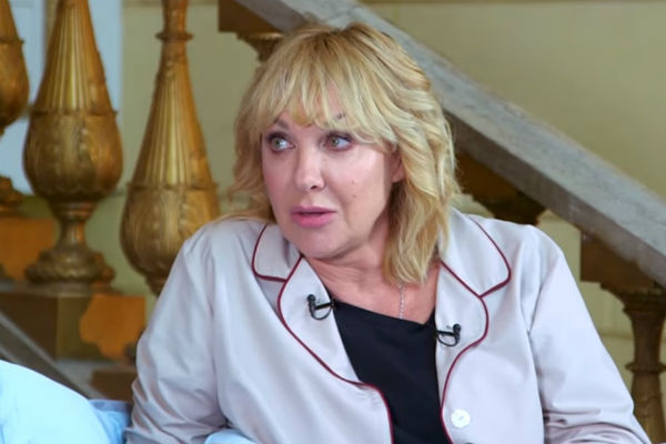 Актриса сделала татуировку Актриса сделала татуировку