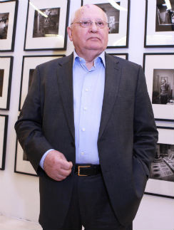 Михаил Горбачев Михаил Горбачев