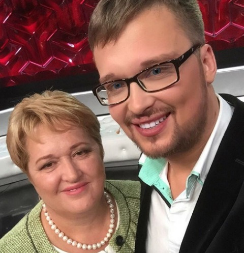 Егор Холявин с мамой Егор Холявин с мамой
