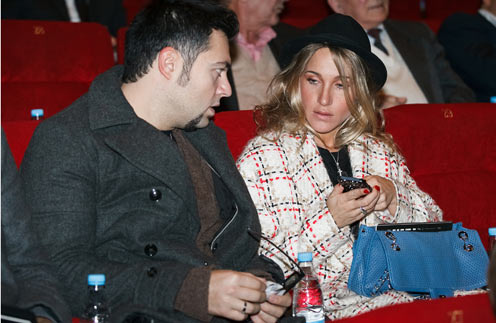 Юлия Ковальчук и Алексей Чумаков на премьере фильма «Сталинград» Юлия Ковальчук и Алексей Чумаков на премьере фильма «Сталинград»