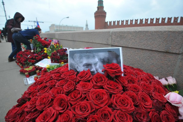 Борис Немцов был застрелен 27 февраля Борис Немцов был застрелен 27 февраля