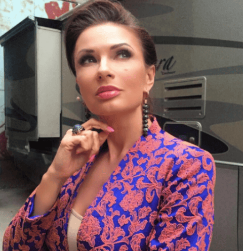 Поклонники восхищаются красотой Эвелины Бледанс Поклонники восхищаются красотой Эвелины Бледанс