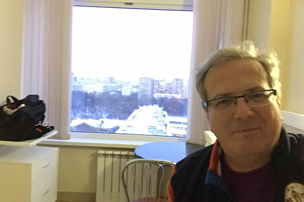 Алексей Лысенков показал свою палату в Склифе Алексей Лысенков показал свою палату в Склифе