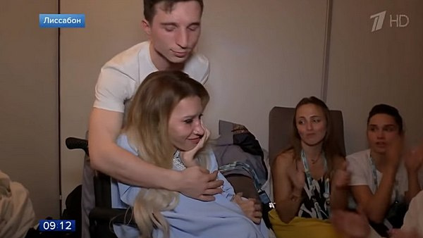 Юлия Самойлова расплакалась после выступления Юлия Самойлова расплакалась после выступления
