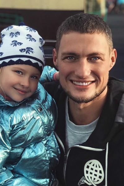 Многие заметили внешнее сходство Задойнова с дочерью Многие заметили внешнее сходство Задойнова с дочерью