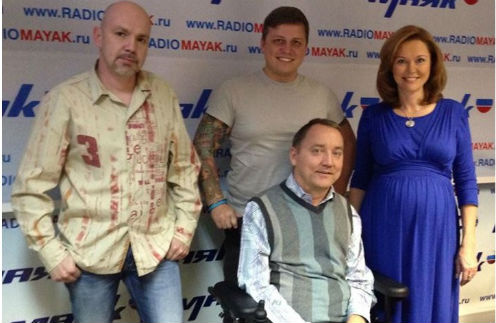 Ольга Кокорекина (справа) с гостями передачи и коллегами Ольга Кокорекина (справа) с гостями передачи и коллегами