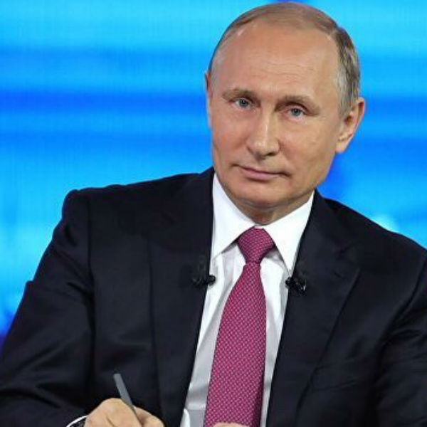 Владимир Путин следит за подготовкой к Чемпионату мира Владимир Путин следит за подготовкой к Чемпионату мира