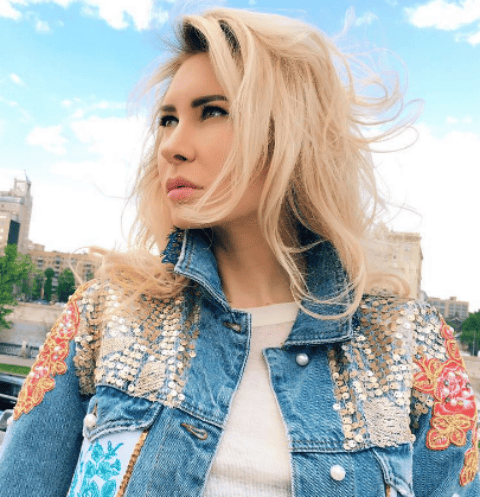 Элина Камирен Элина Камирен