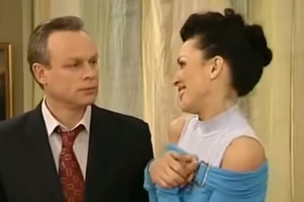 Сергей Жигунов и Анастасия Заворотнюк. Кадр из фильма «Моя прекрасная няня» Сергей Жигунов и Анастасия Заворотнюк. Кадр из фильма «Моя прекрасная няня»