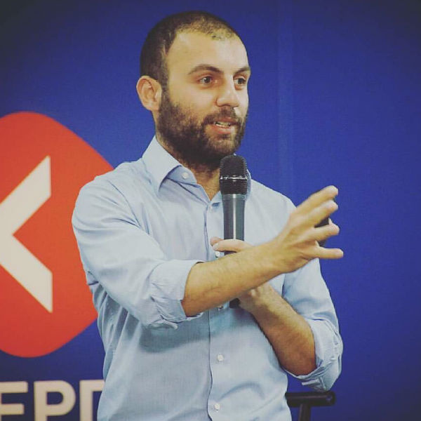 Интервью у Далай-Ламы возьмет Григорий Аветов Интервью у Далай-Ламы возьмет Григорий Аветов