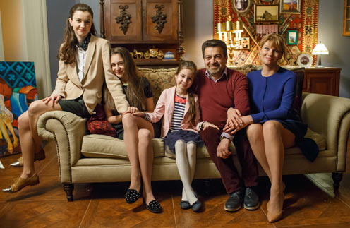 Девиз сериала: «Дочки- дочки, хочу сыночка» Девиз сериала: «Дочки- дочки, хочу сыночка»