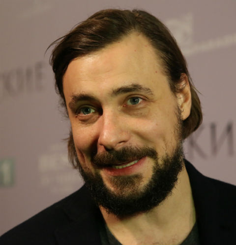 Евгений Цыганов живет на две семьи Евгений Цыганов живет на две семьи