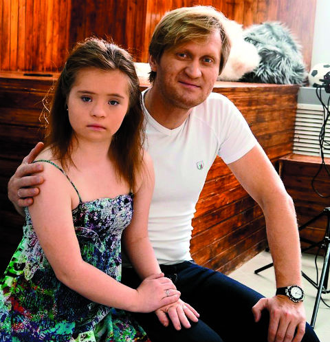 Среди звездных друзей Александры - Андрей Рожков Среди звездных друзей Александры - Андрей Рожков