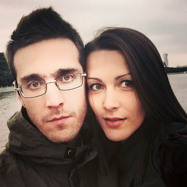 Пара вместе около двух лет, но не афиширует это Пара вместе около двух лет, но не афиширует это