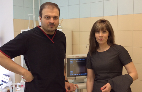 Светлана Михайловна Устиненко и хирург-флеболог, кандидат медицинских наук, руководитель центра флебологии клиники «Доктор Лидер» Антон Соломахин Светлана Михайловна Устиненко и хирург-флеболог, кандидат медицинских наук, руководитель центра флебологии клиники «Доктор Лидер» Антон Соломахин