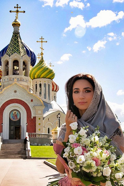 Певица Зара Певица Зара
