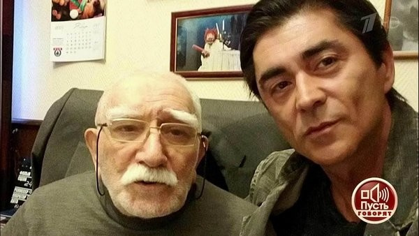 Сейчас пасынок Джигарханяна находится в Москве Сейчас пасынок Джигарханяна находится в Москве