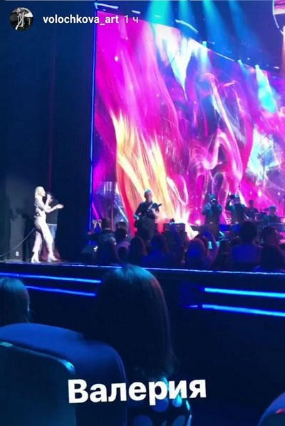 Анастасия Волочкова поделилась в соцсетях видео, сделанным во время концерта Анастасия Волочкова поделилась в соцсетях видео, сделанным во время концерта