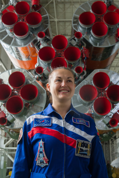 К своей мечте Елена Серова шла сознательно - сначала закончила МАИ, потом вступила в отряд космонавтов К своей мечте Елена Серова шла сознательно - сначала закончила МАИ, потом вступила в отряд космонавтов
