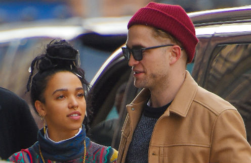 Певица FKA Twigs и Роберт Паттинсон Певица FKA Twigs и Роберт Паттинсон
