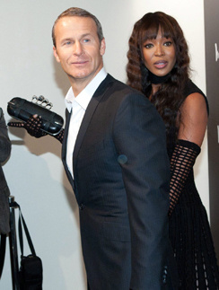 Владислав Доронин и Наоми Кэмпбелл готовятся к торжеству в Индии