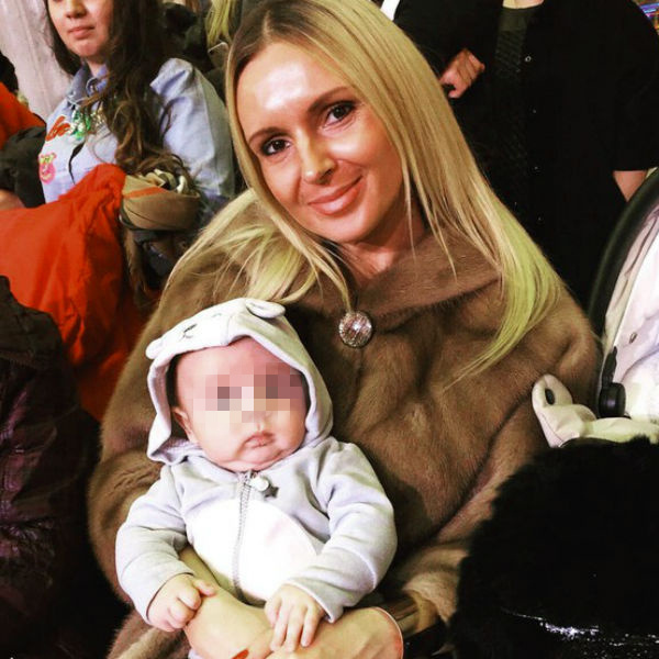 Сейчас родители стараются как можно больше времени проводить с детьми Сейчас родители стараются как можно больше времени проводить с детьми