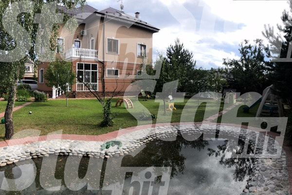 Эвелина продает дом в Подмосковье за 29 млн рублей Эвелина продает дом в Подмосковье за 29 млн рублей