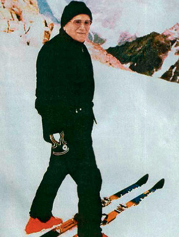 Горные лыжи были тайной страстью Папы. 1984 год